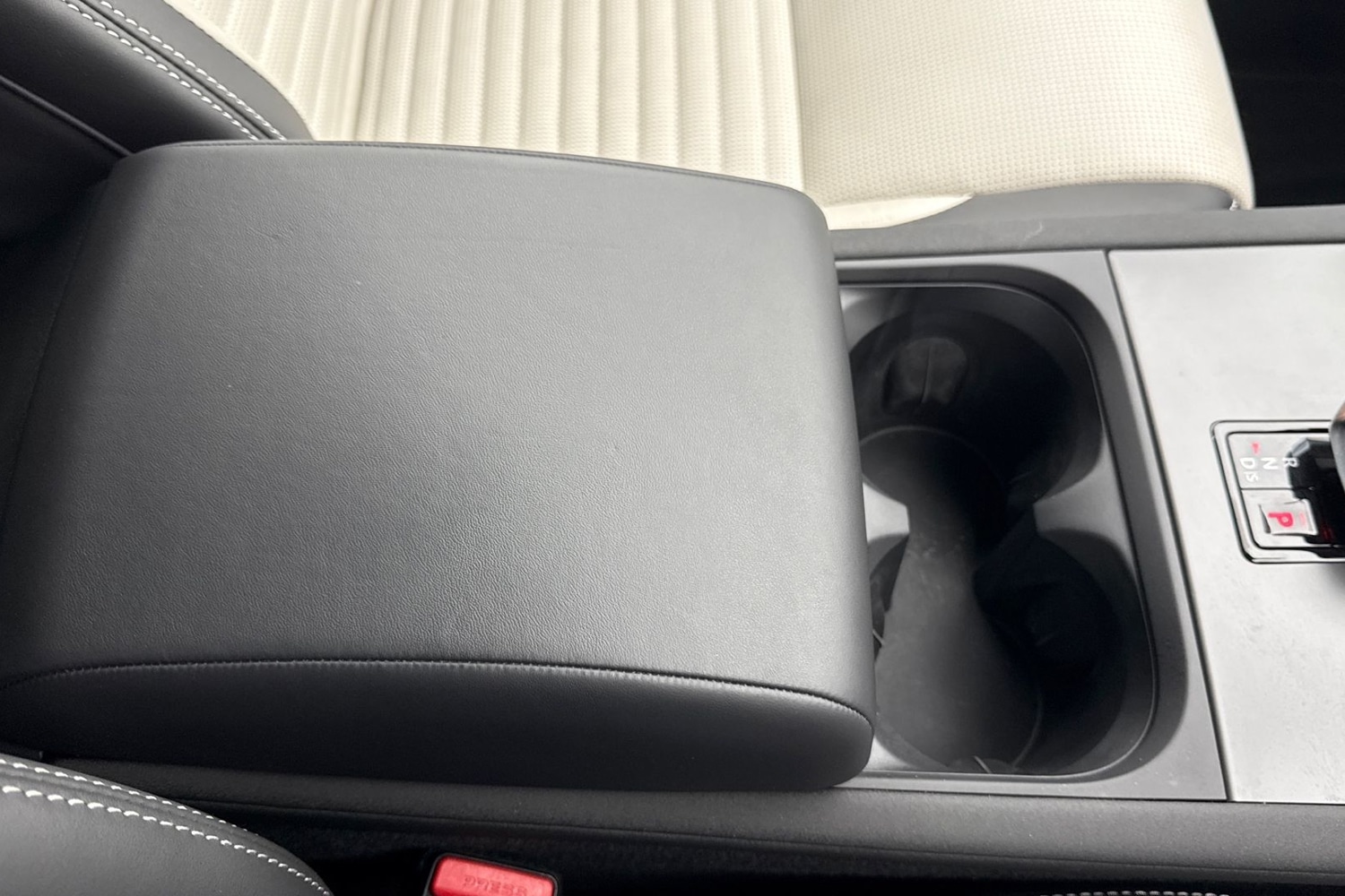 Used Land Rover Discovery Sport 2025 for sale - 76923002: Photo 46