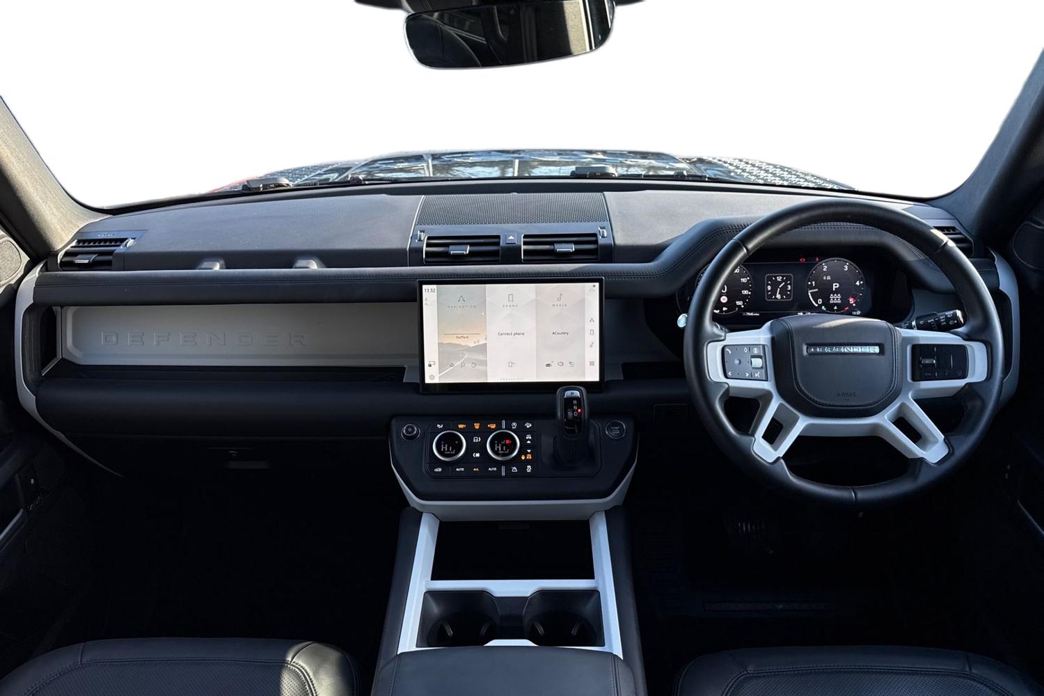 Used Land Rover Defender 130 2024 for sale - 76805358: Photo 10