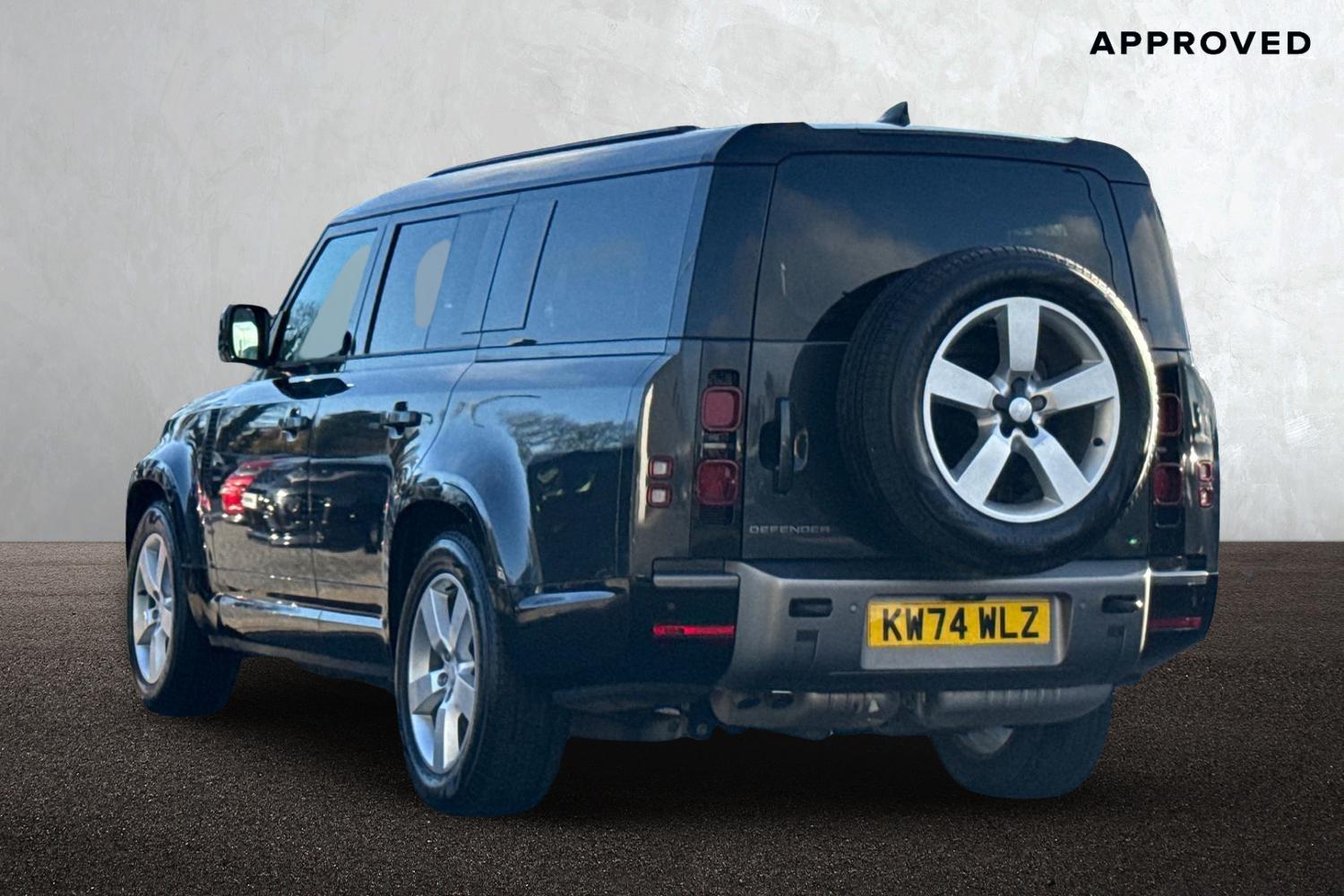 Used Land Rover Defender 130 2024 for sale - 76805358: Photo 2