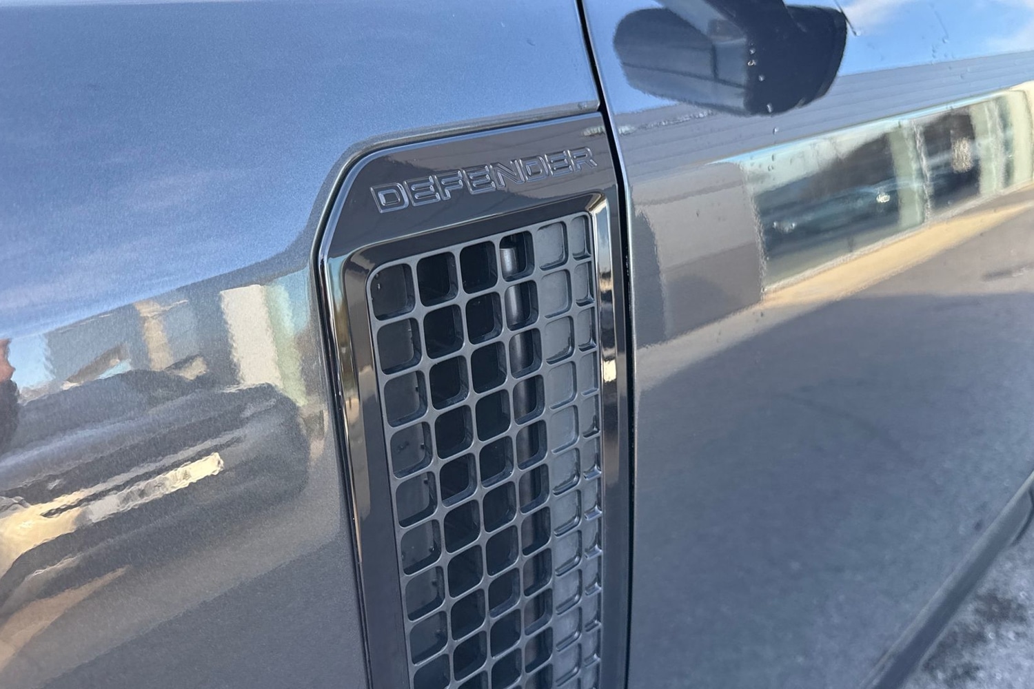 Used Land Rover Defender 130 2024 for sale - 76805358: Photo 29