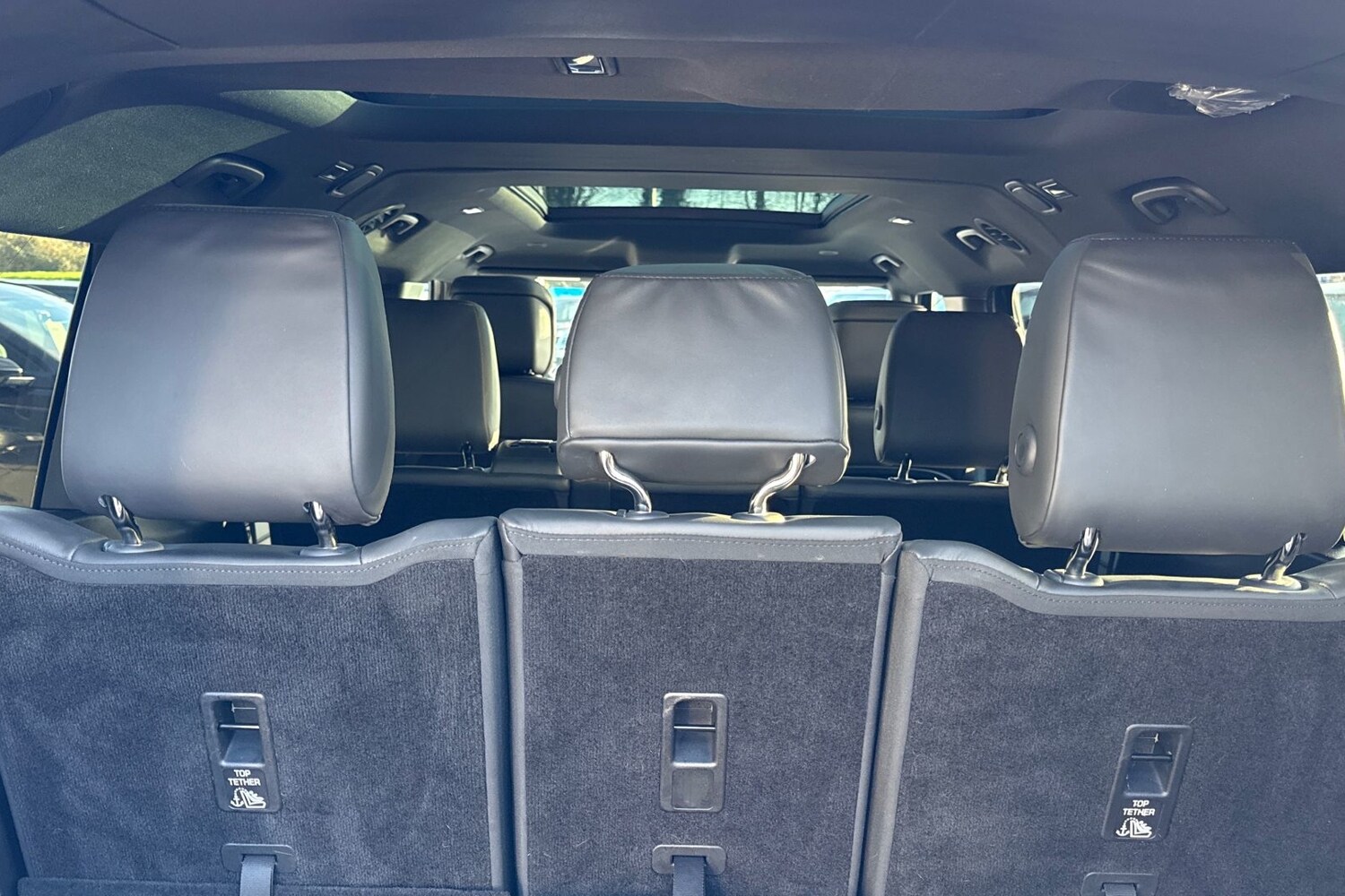 Used Land Rover Defender 130 2024 for sale - 76805358: Photo 32