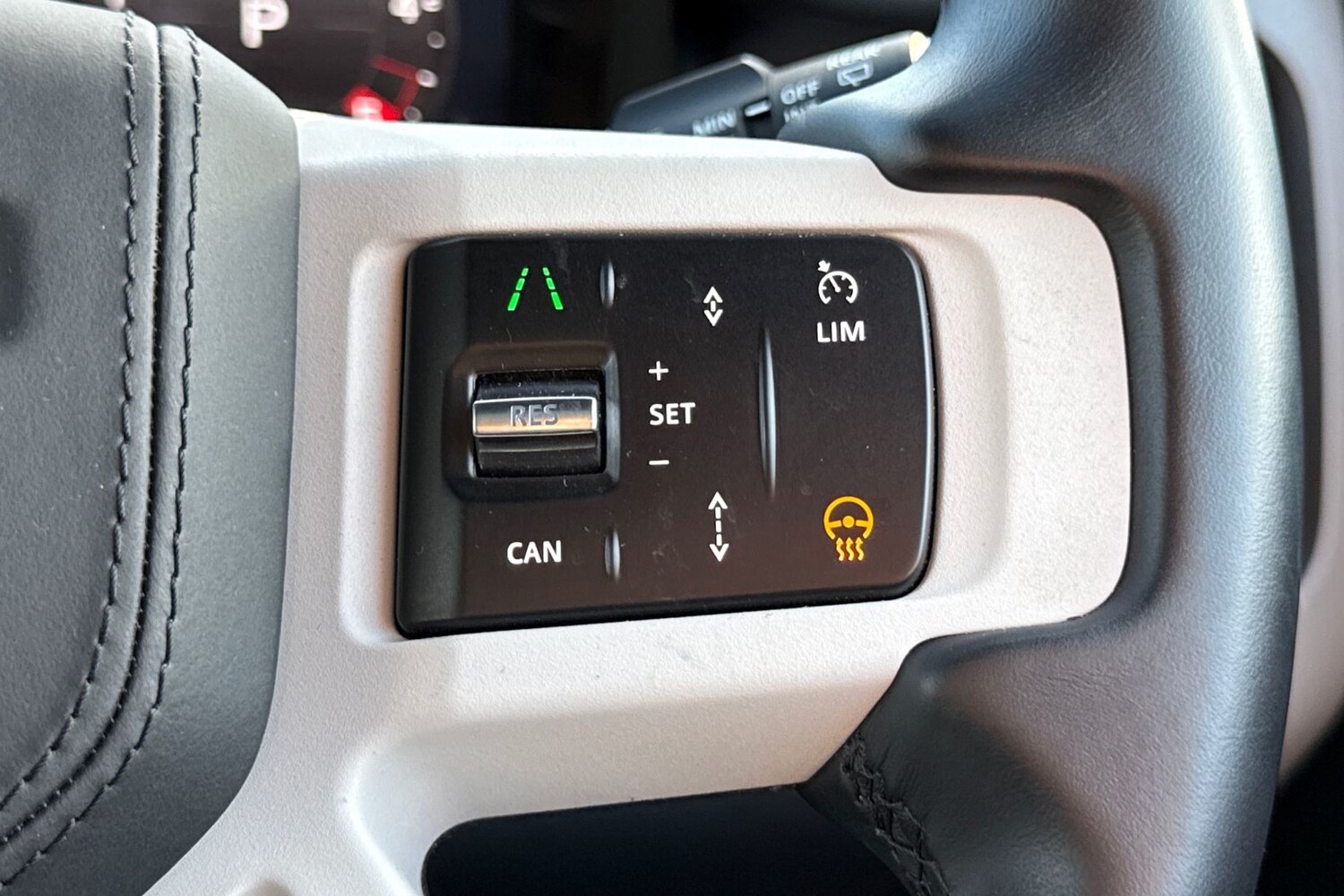 Used Land Rover Defender 130 2024 for sale - 76805358: Photo 33