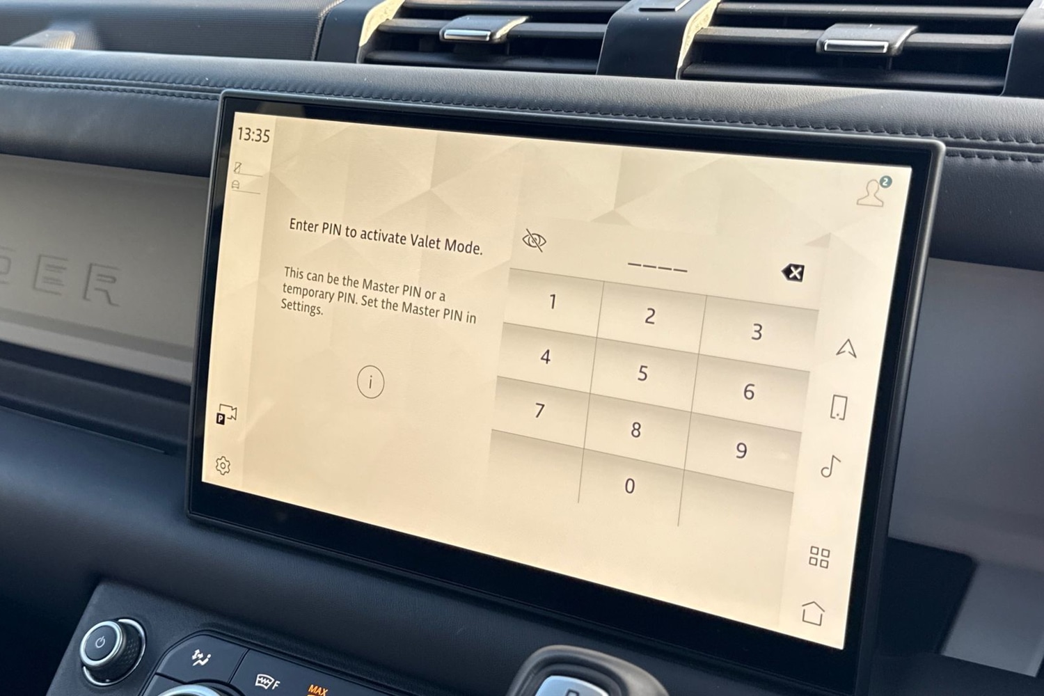 Used Land Rover Defender 130 2024 for sale - 76805358: Photo 38