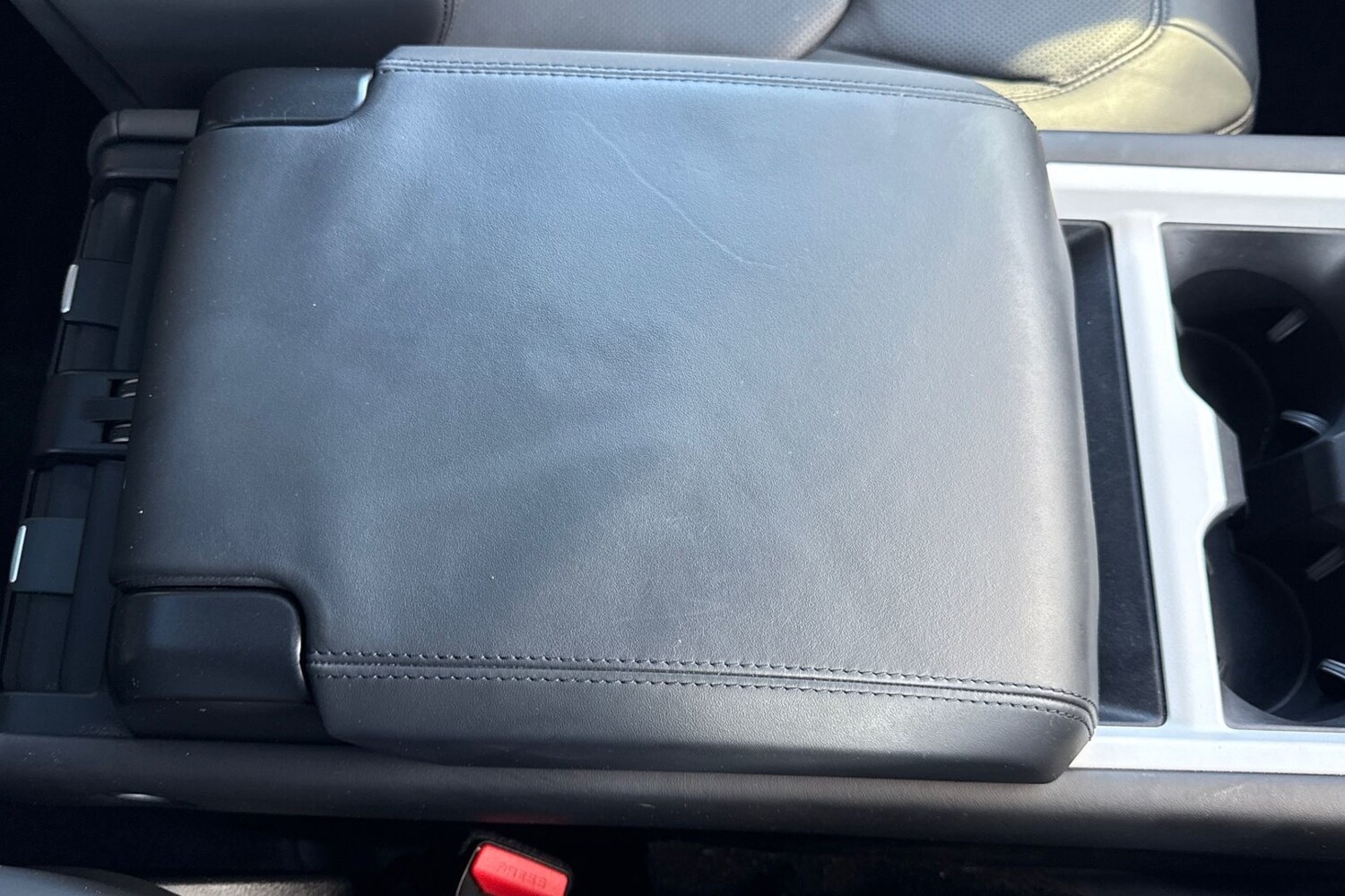 Used Land Rover Defender 130 2024 for sale - 76805358: Photo 46