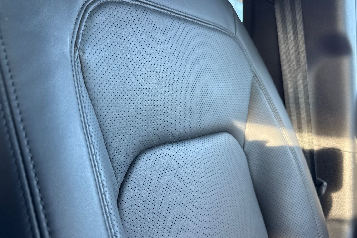 Used Land Rover Defender 130 2024 for sale - 76805358: Photo 48