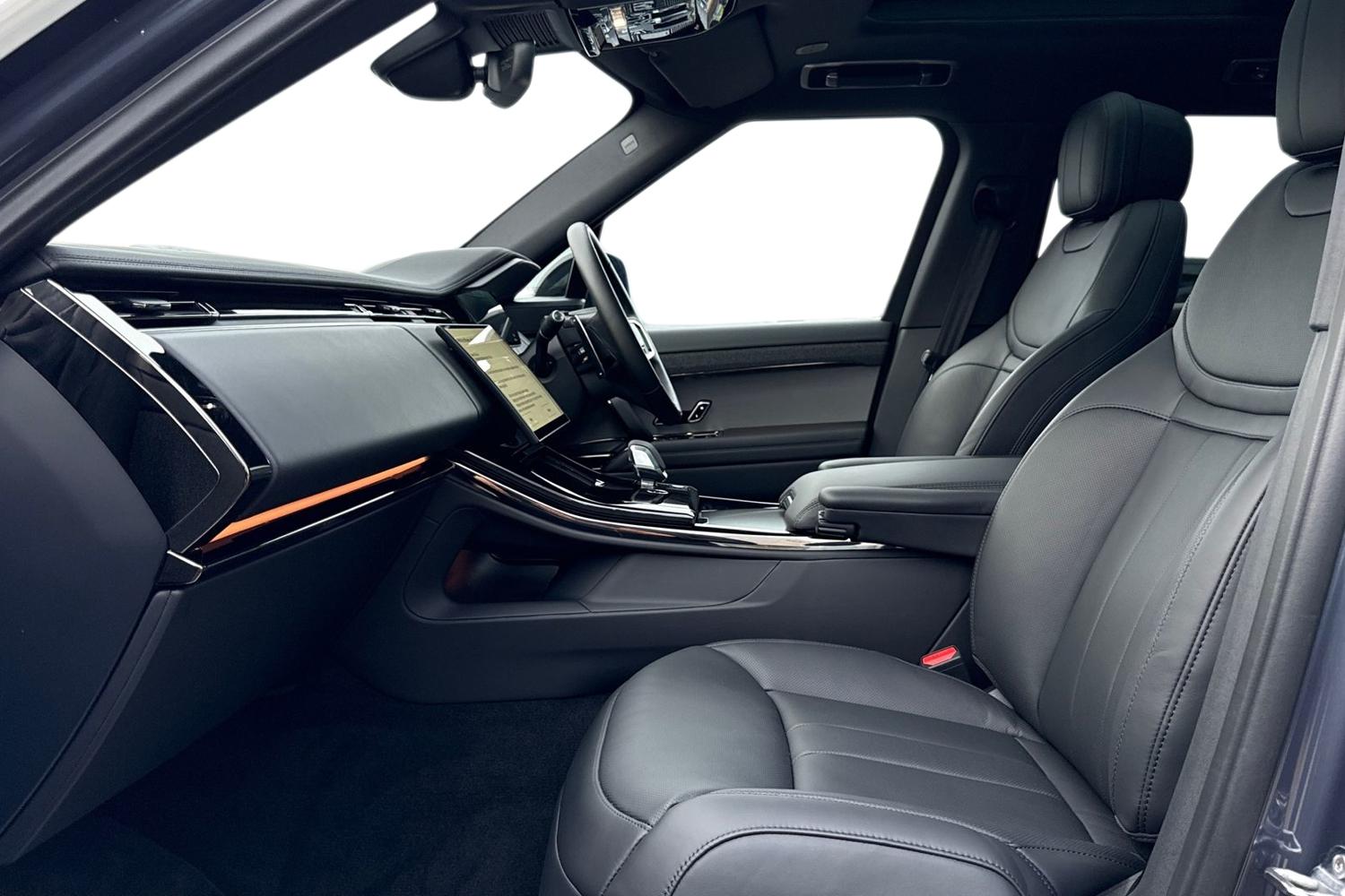 Used Land Rover Range Rover Sport 2025 for sale - 76961594: Photo 3