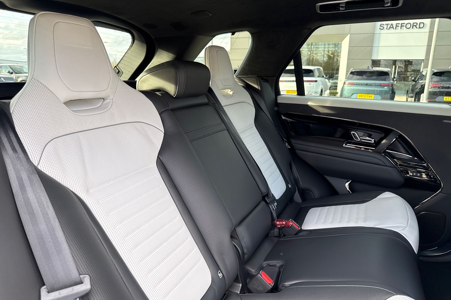 Used Land Rover Range Rover Sport 2026 for sale - 77083929: Photo 12