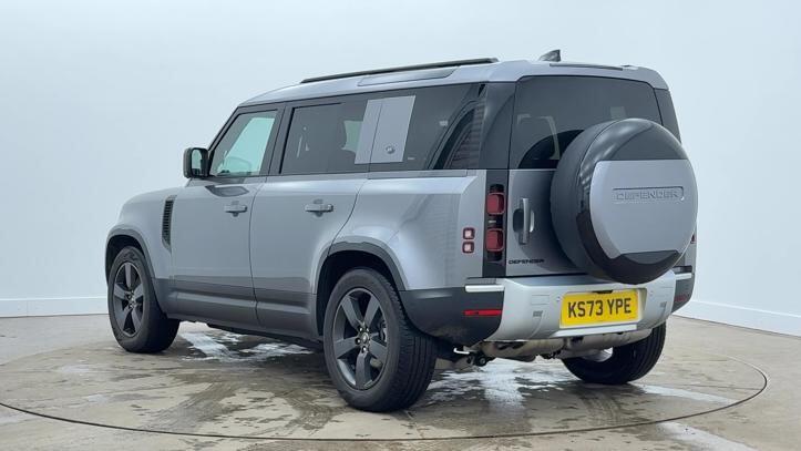 Used Land Rover Defender 2023 for sale - 77368389: Photo 2