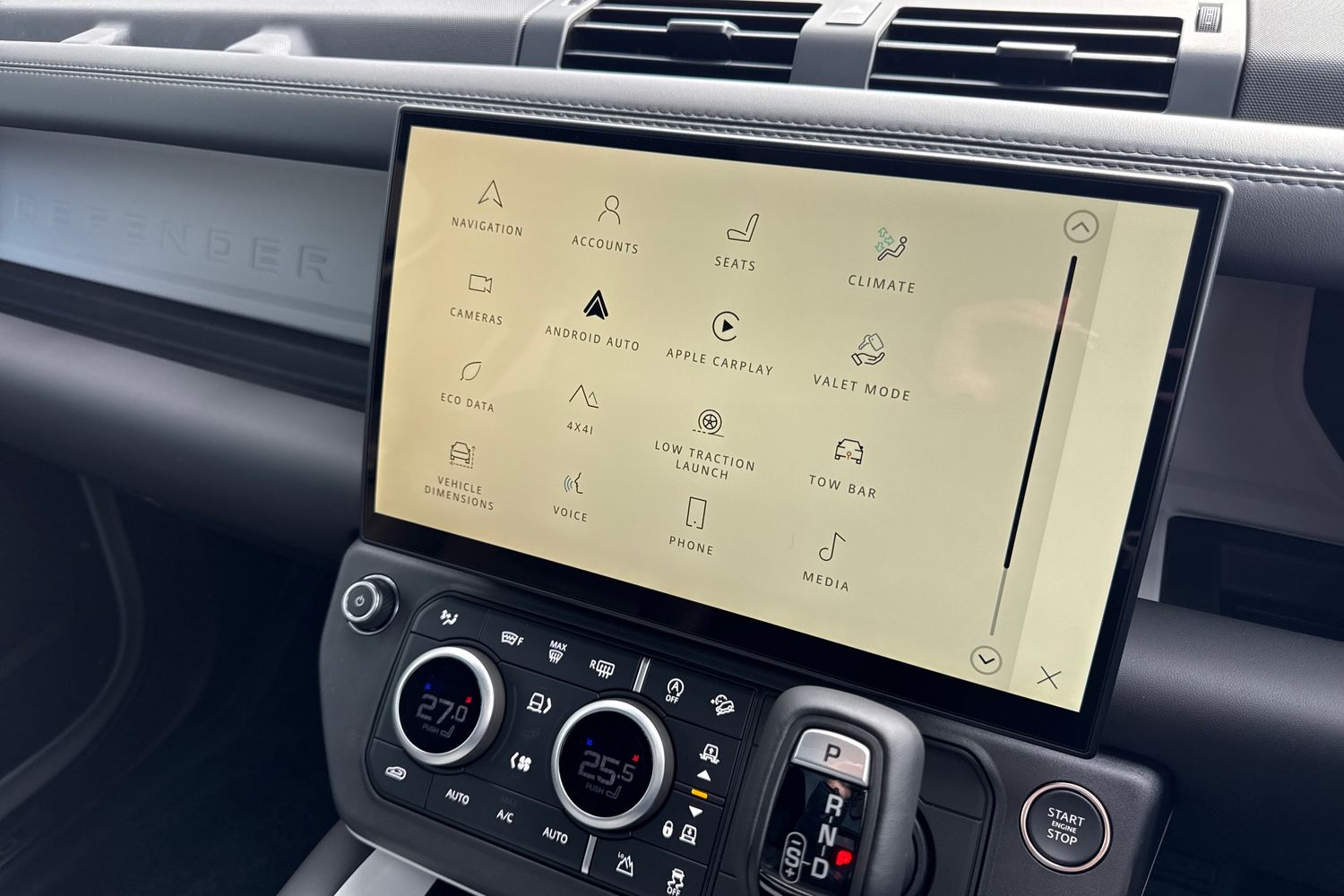 Used Land Rover Defender 110 2026 for sale - 77321837: Photo 32