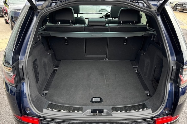 Used Land Rover Discovery Sport 2023 for sale - 76250626: Photo 11
