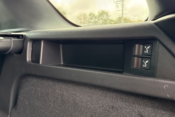 Used Land Rover Discovery Sport 2023 for sale - 76250626: Photo 28