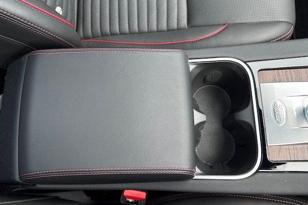 Used Land Rover Discovery Sport 2023 for sale - 76250626: Photo 46