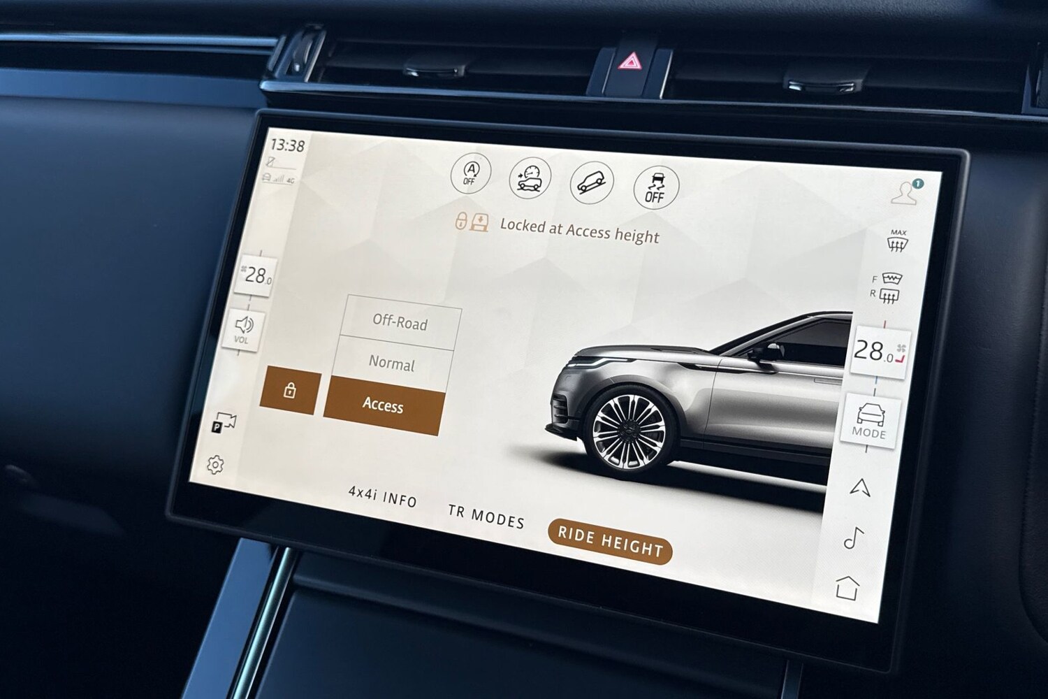 Used Land Rover Range Rover Velar 2024 for sale - 77135300: Photo 38