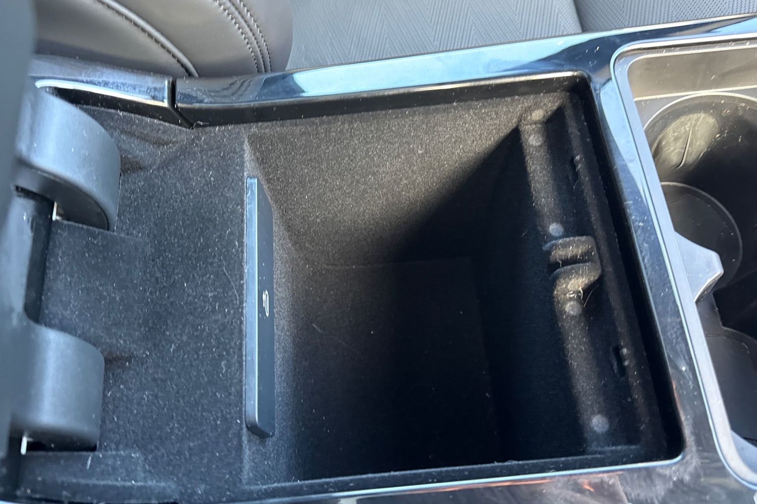 Used Land Rover Range Rover Velar 2024 for sale - 77135300: Photo 46