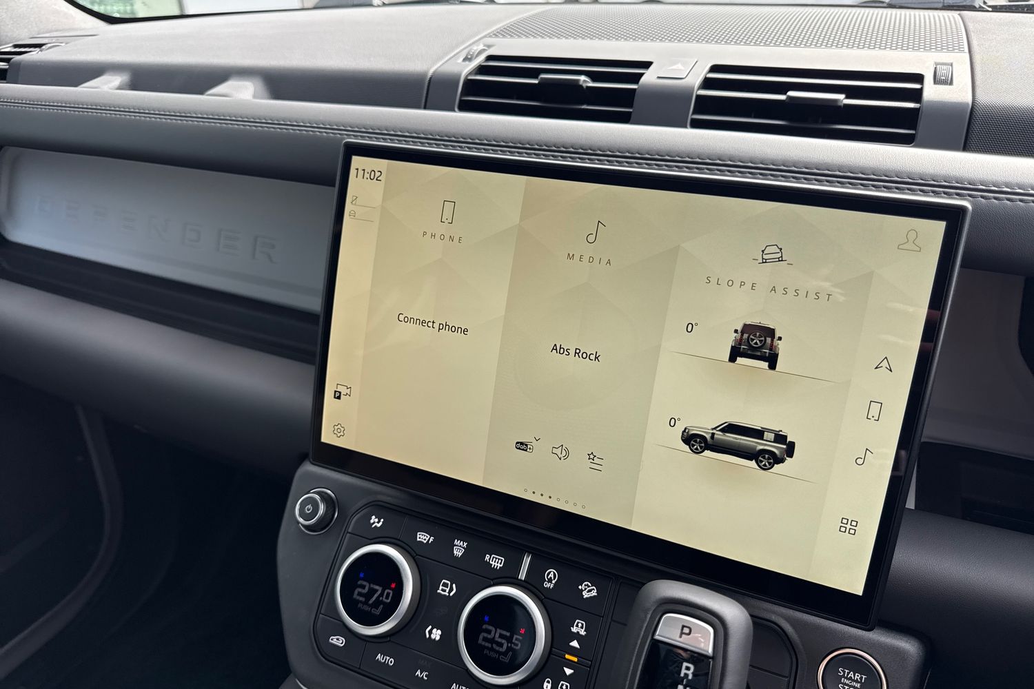 Used Land Rover Defender 110 2026 for sale - 77165857: Photo 20