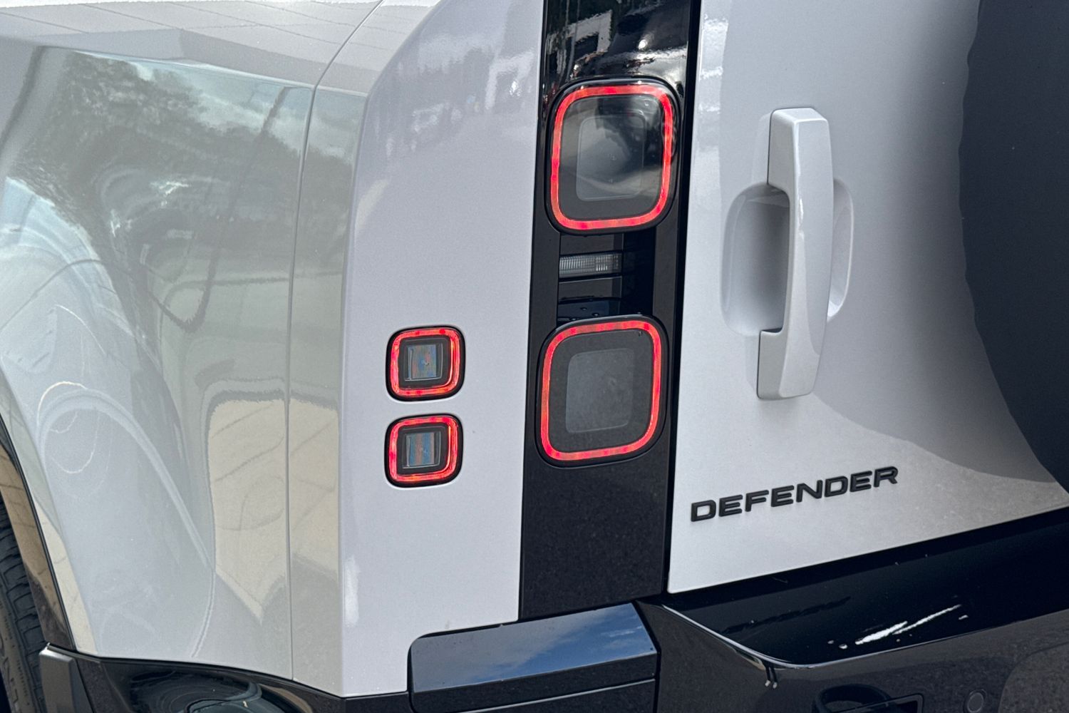 Used Land Rover Defender 110 2026 for sale - 77165857: Photo 28