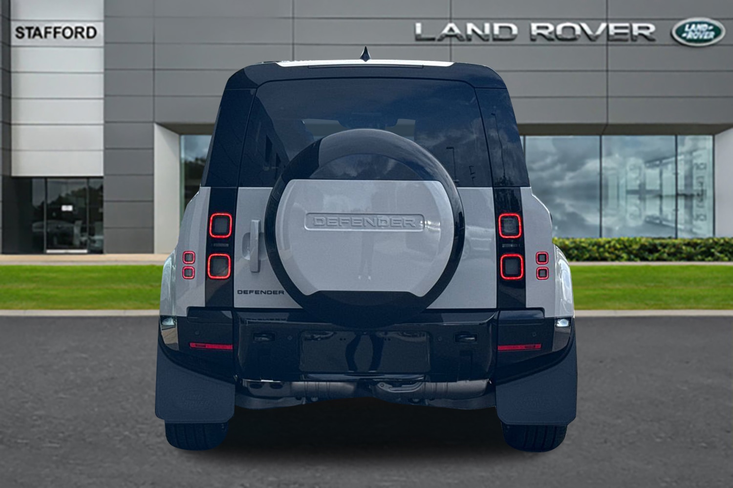 Used Land Rover Defender 110 2026 for sale - 77165857: Photo 6