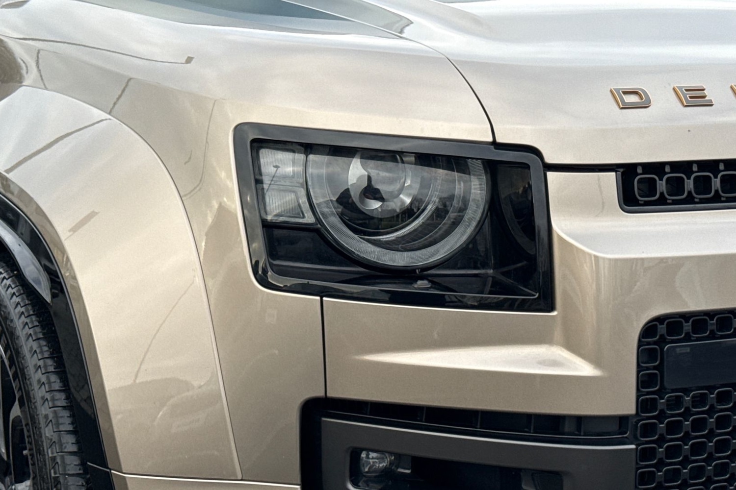 Used Land Rover Defender 110 2025 for sale - 77451148: Photo 18