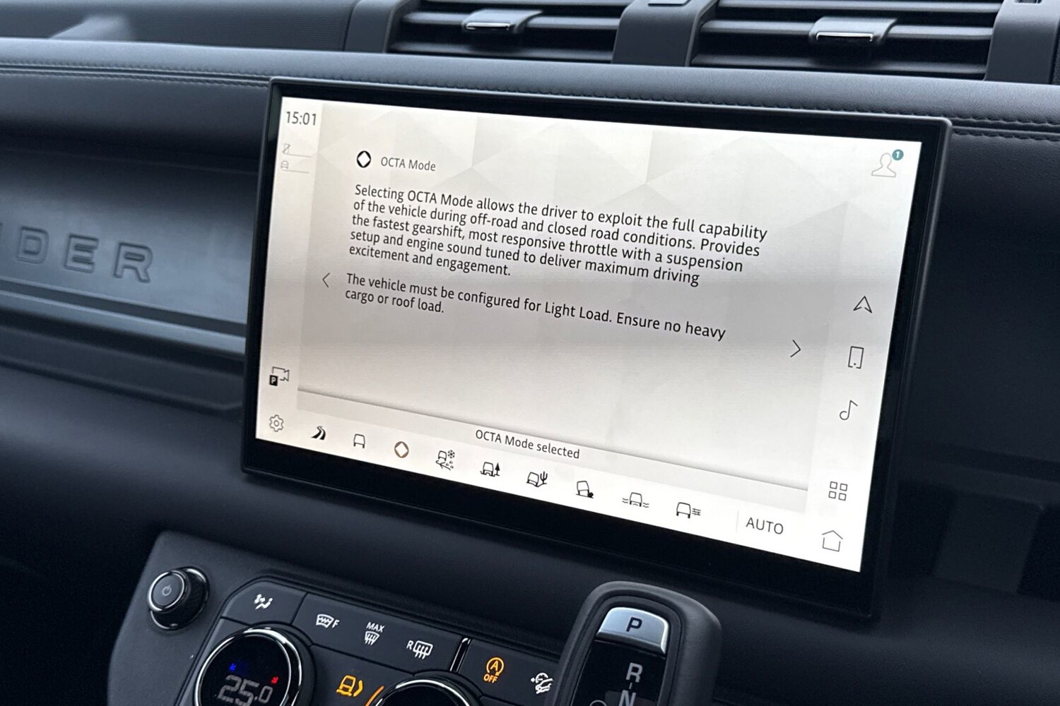 Used Land Rover Defender 110 2025 for sale - 77451148: Photo 43