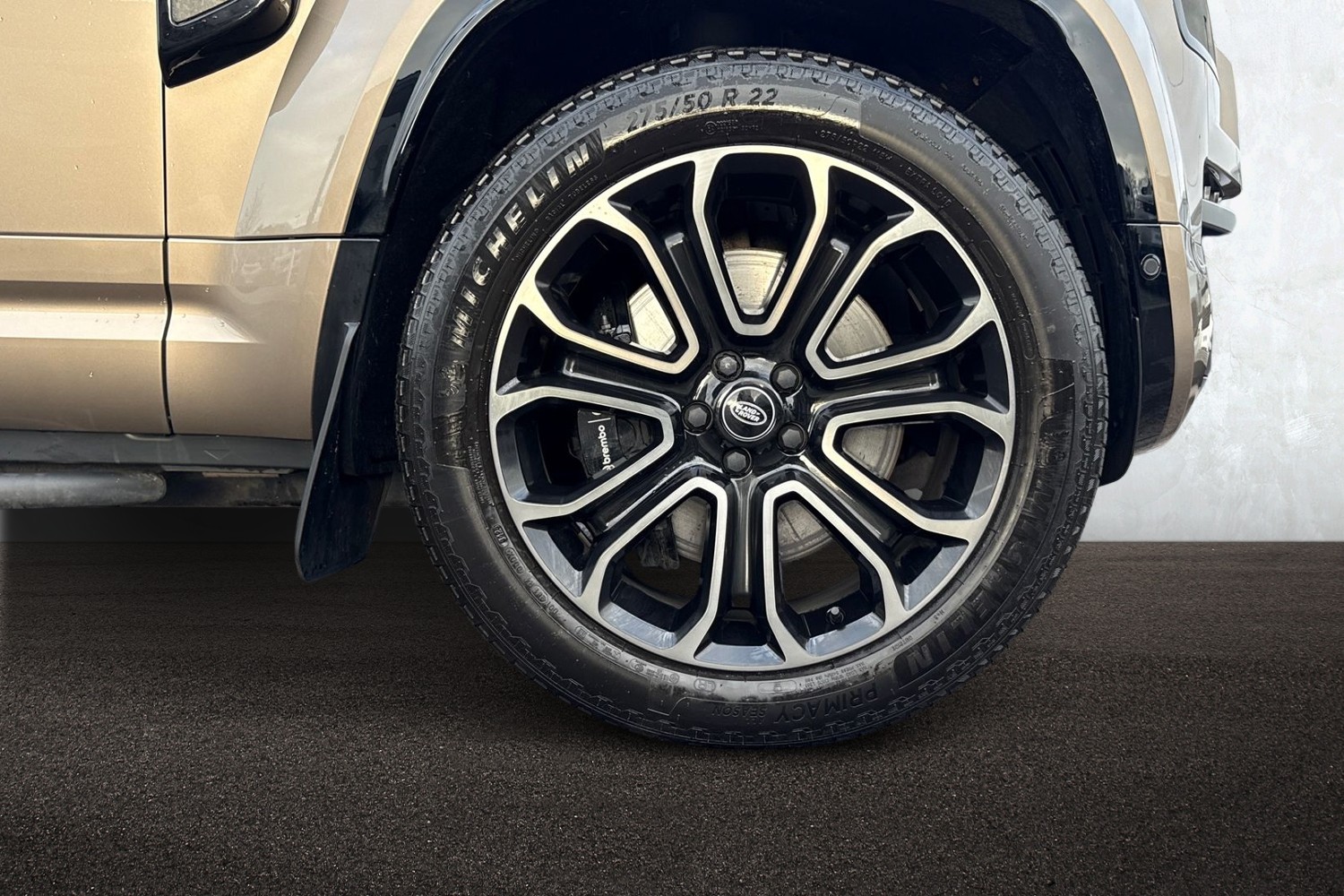 Used Land Rover Defender 110 2025 for sale - 77451148: Photo 9