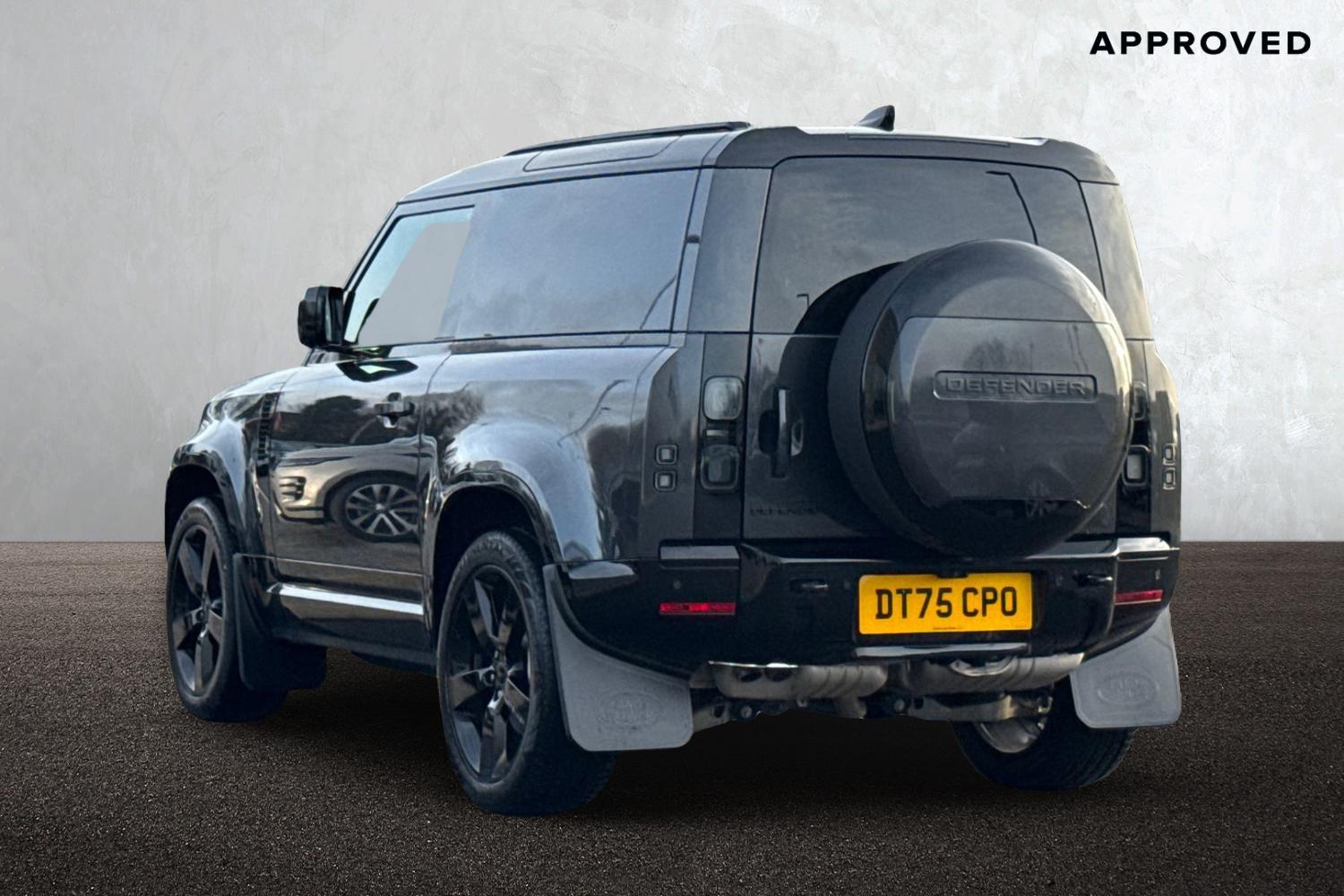 Used Land Rover Defender 90 2026 for sale - 77394129: Photo 2