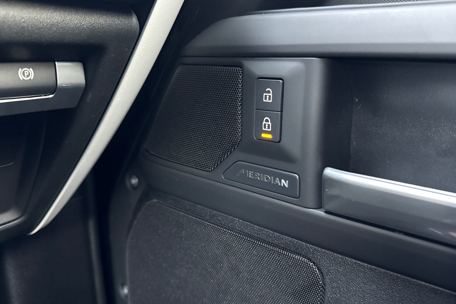 Used Land Rover Defender 90 2026 for sale - 77394129: Photo 25