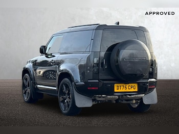 Used Land Rover Defender 90 2026 for sale - 77394129: Photo