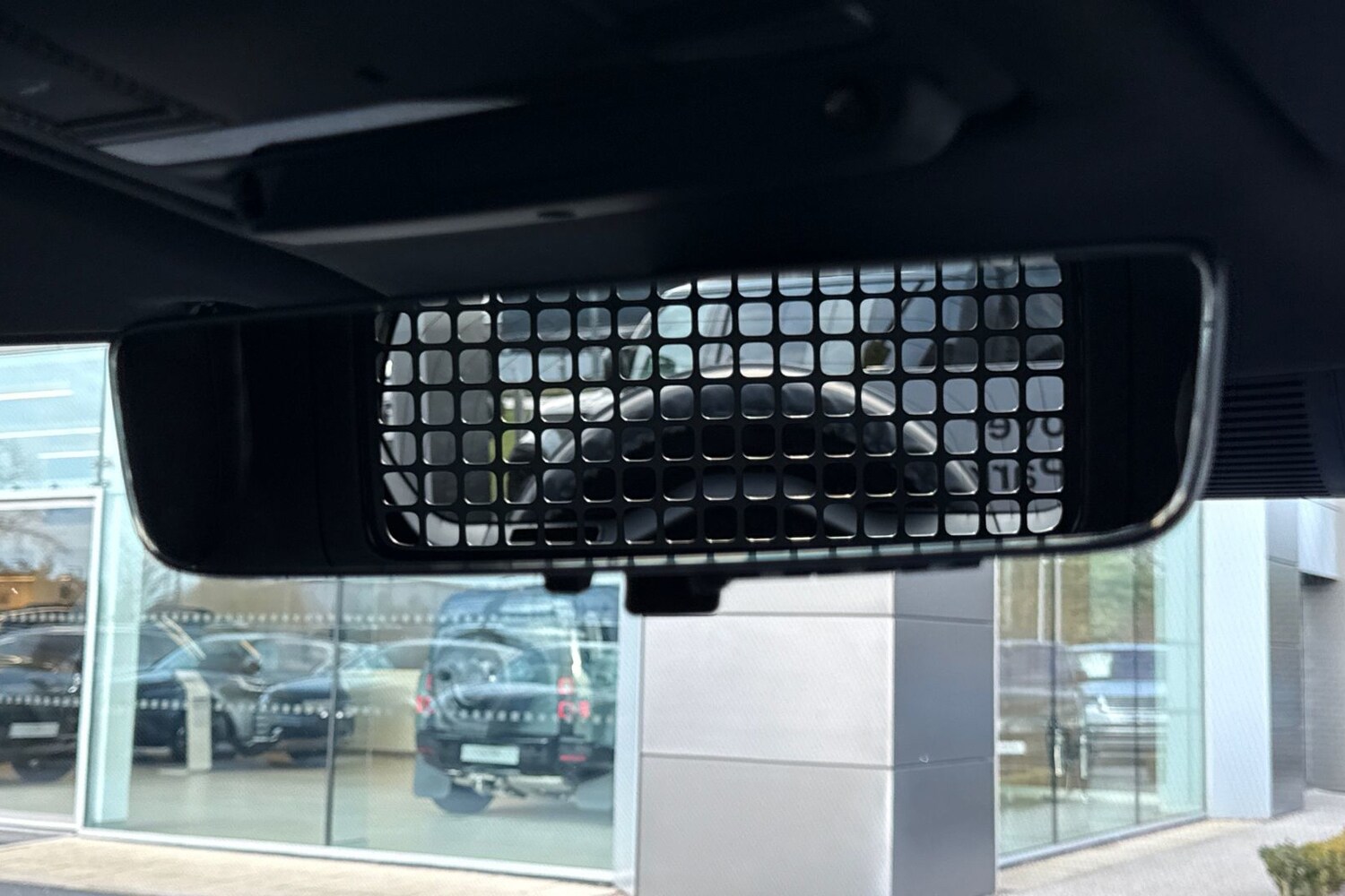 Used Land Rover Defender 90 2026 for sale - 77394129: Photo 36