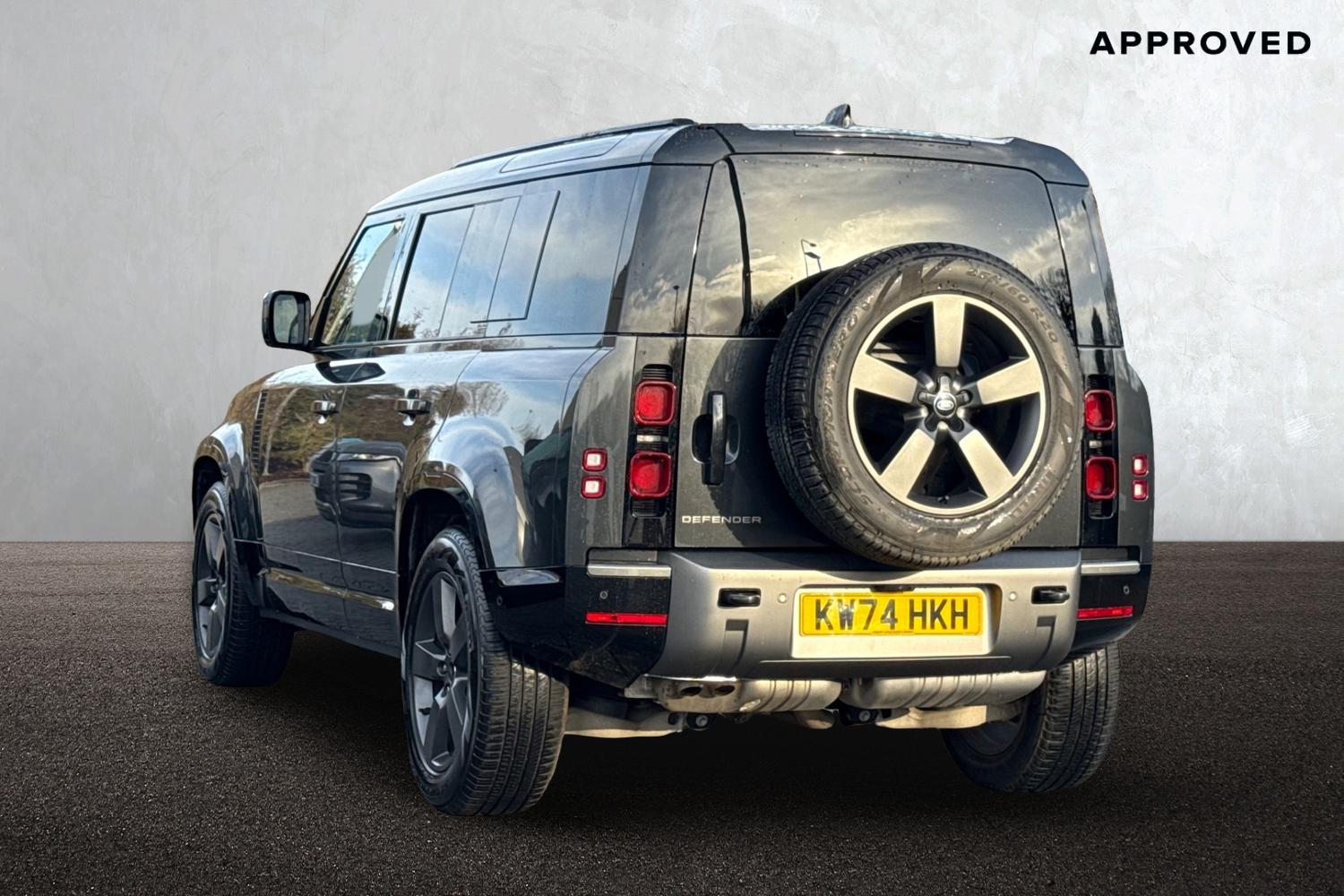 Used Land Rover Defender 110 2024 for sale - 76855029: Photo 2