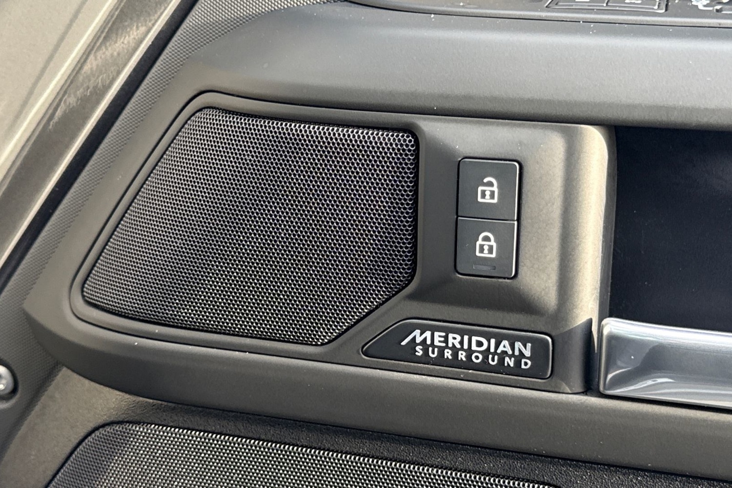 Used Land Rover Defender 110 2024 for sale - 76855029: Photo 25