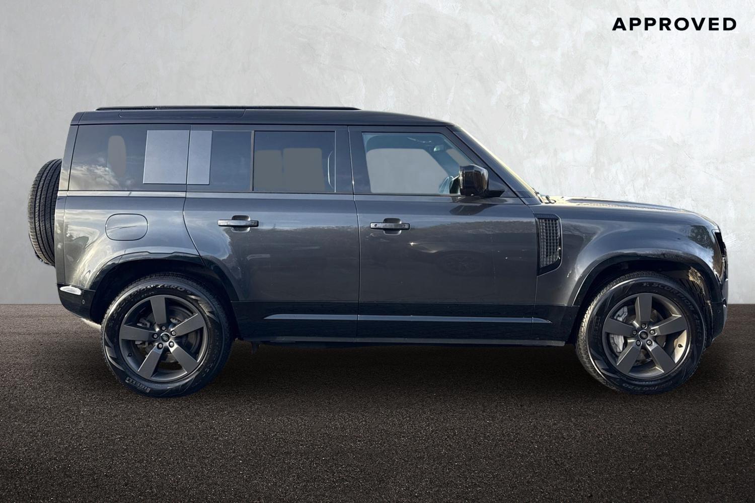 Used Land Rover Defender 110 2024 for sale - 76855029: Photo 6