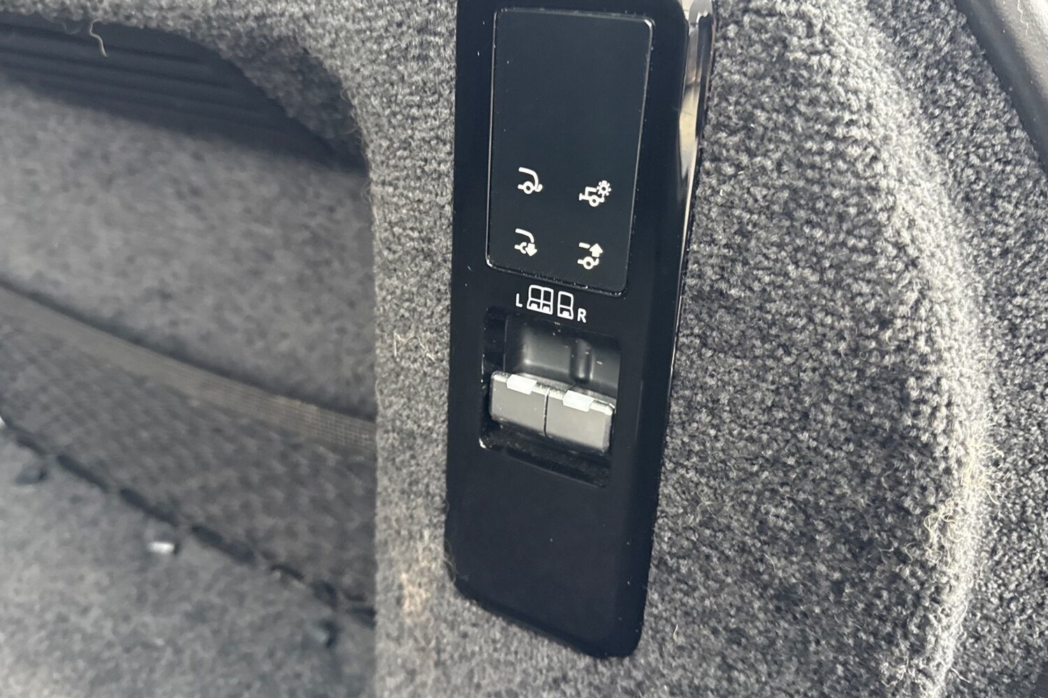 Used Land Rover Range Rover 2024 for sale - 77620439: Photo 28