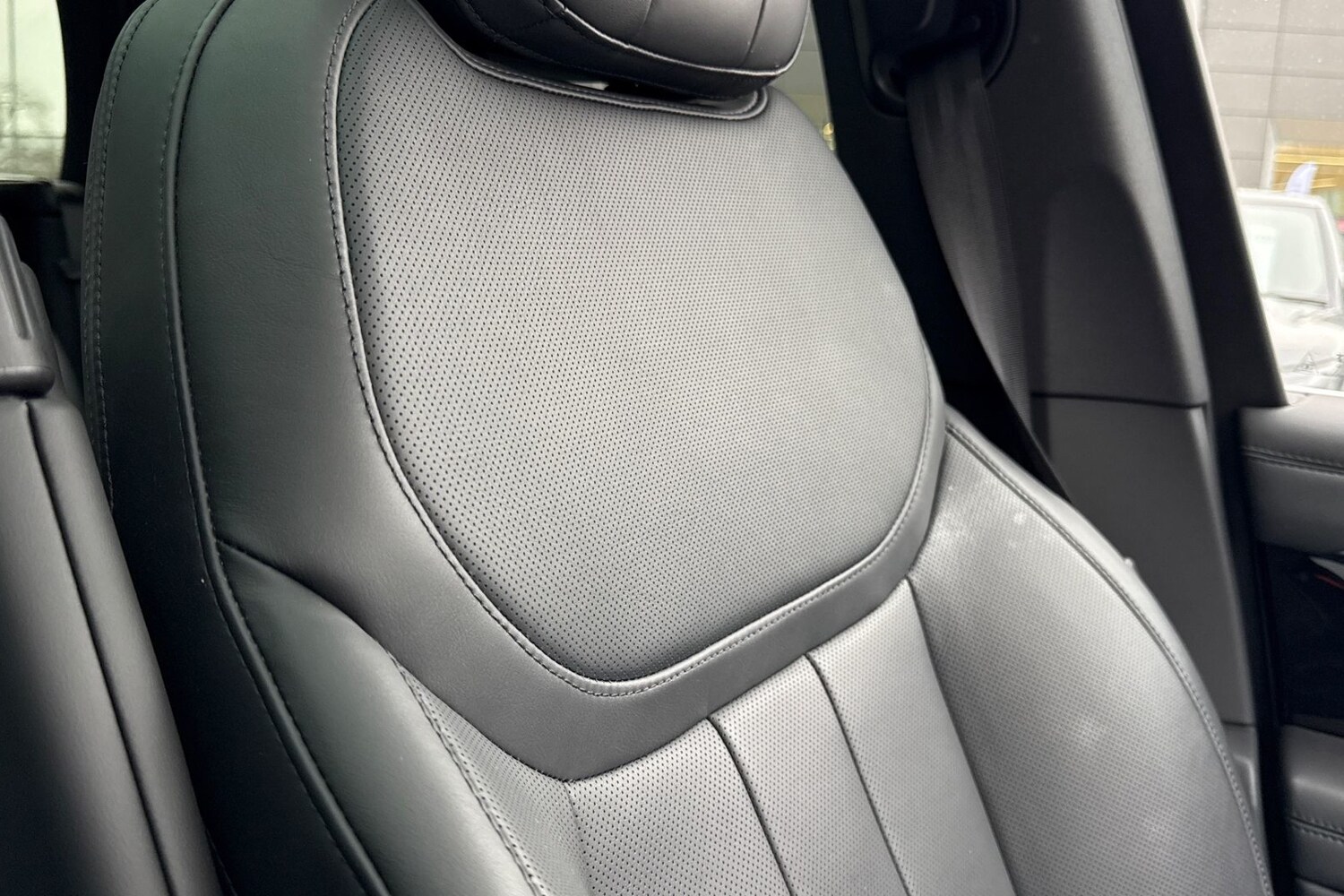 Used Land Rover Range Rover 2024 for sale - 77620439: Photo 48