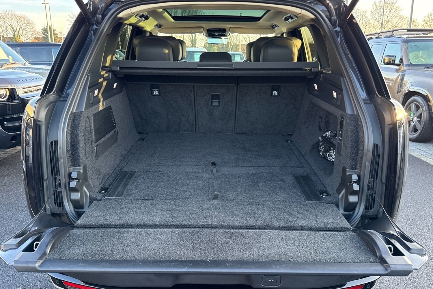 Used Land Rover Range Rover 2024 for sale - 76929235: Photo 11