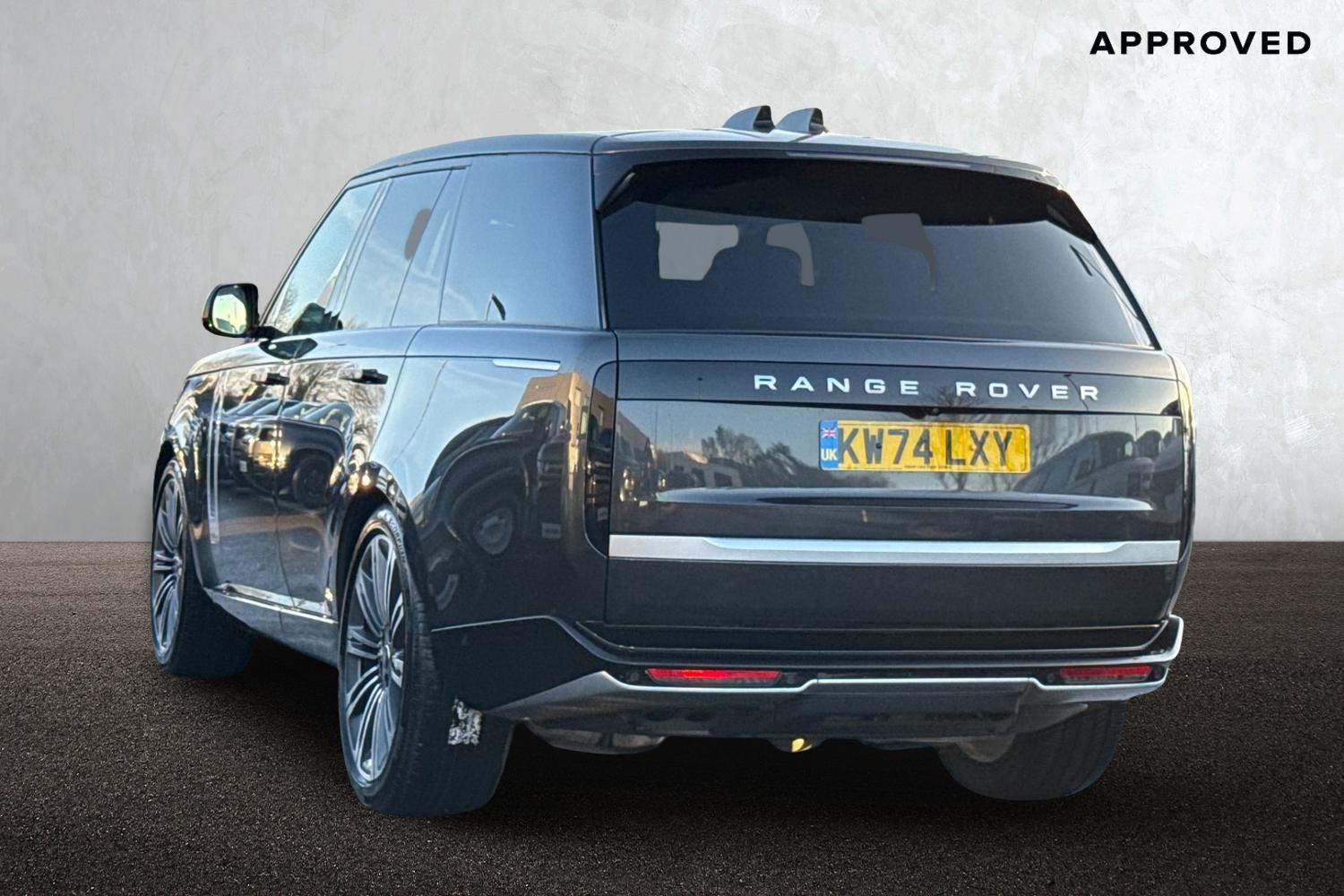 Used Land Rover Range Rover 2024 for sale - 76929235: Photo 2