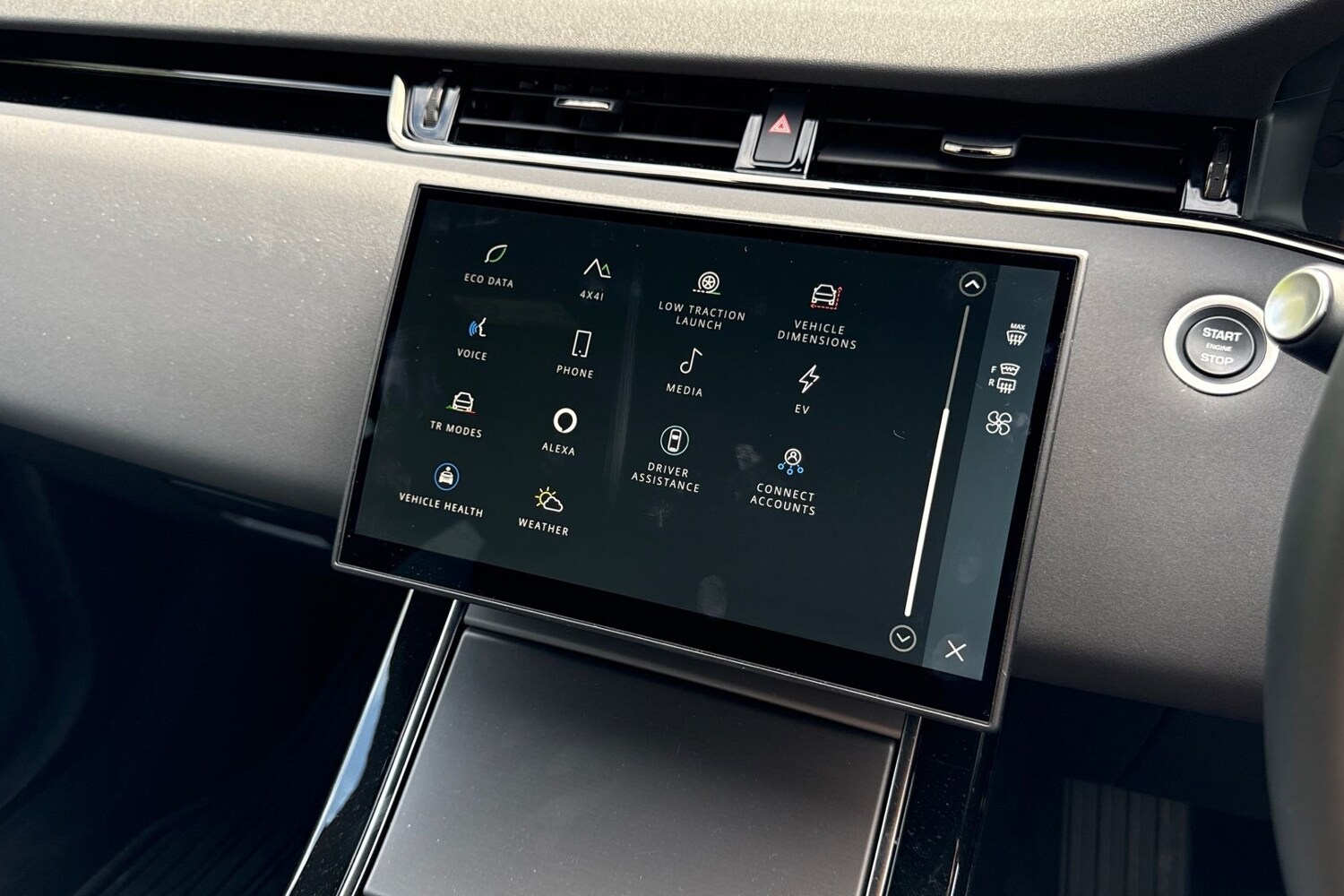 Used Land Rover Range Rover Evoque 2025 for sale - 75689222: Photo 33