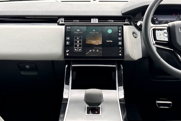 Used Land Rover Range Rover Velar 2023 for sale - 76311021: Photo 15