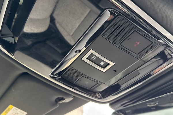 Used Land Rover Range Rover Velar 2023 for sale - 76311021: Photo 23