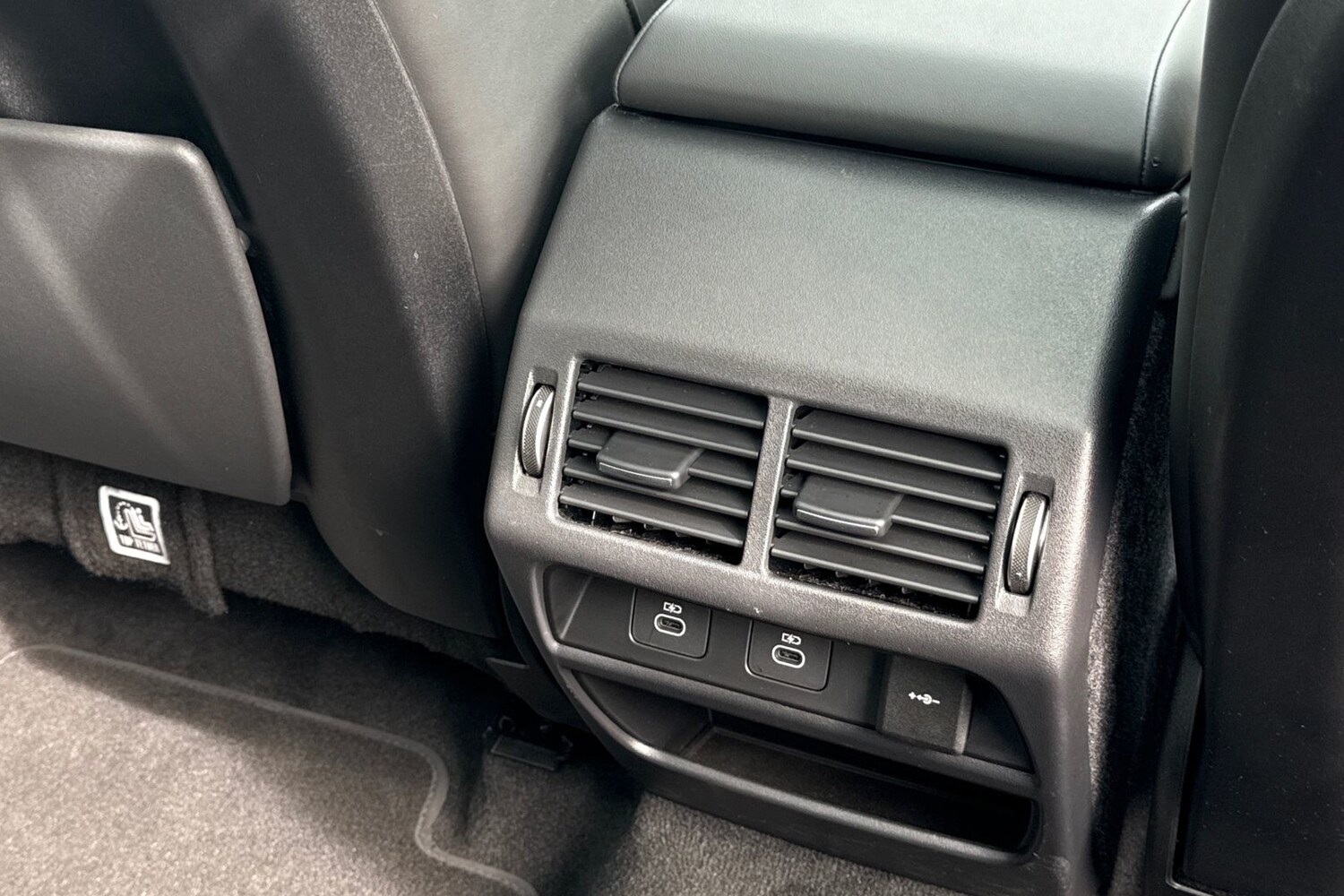 Used Land Rover Discovery Sport 2024 for sale - 76065295: Photo 19