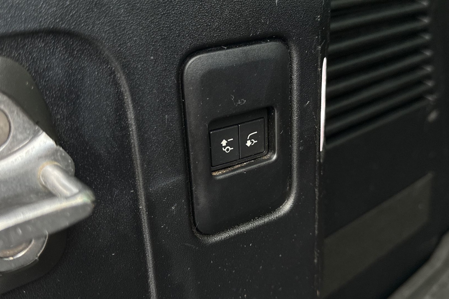 Used Land Rover Defender 2023 for sale - 77011448: Photo 34