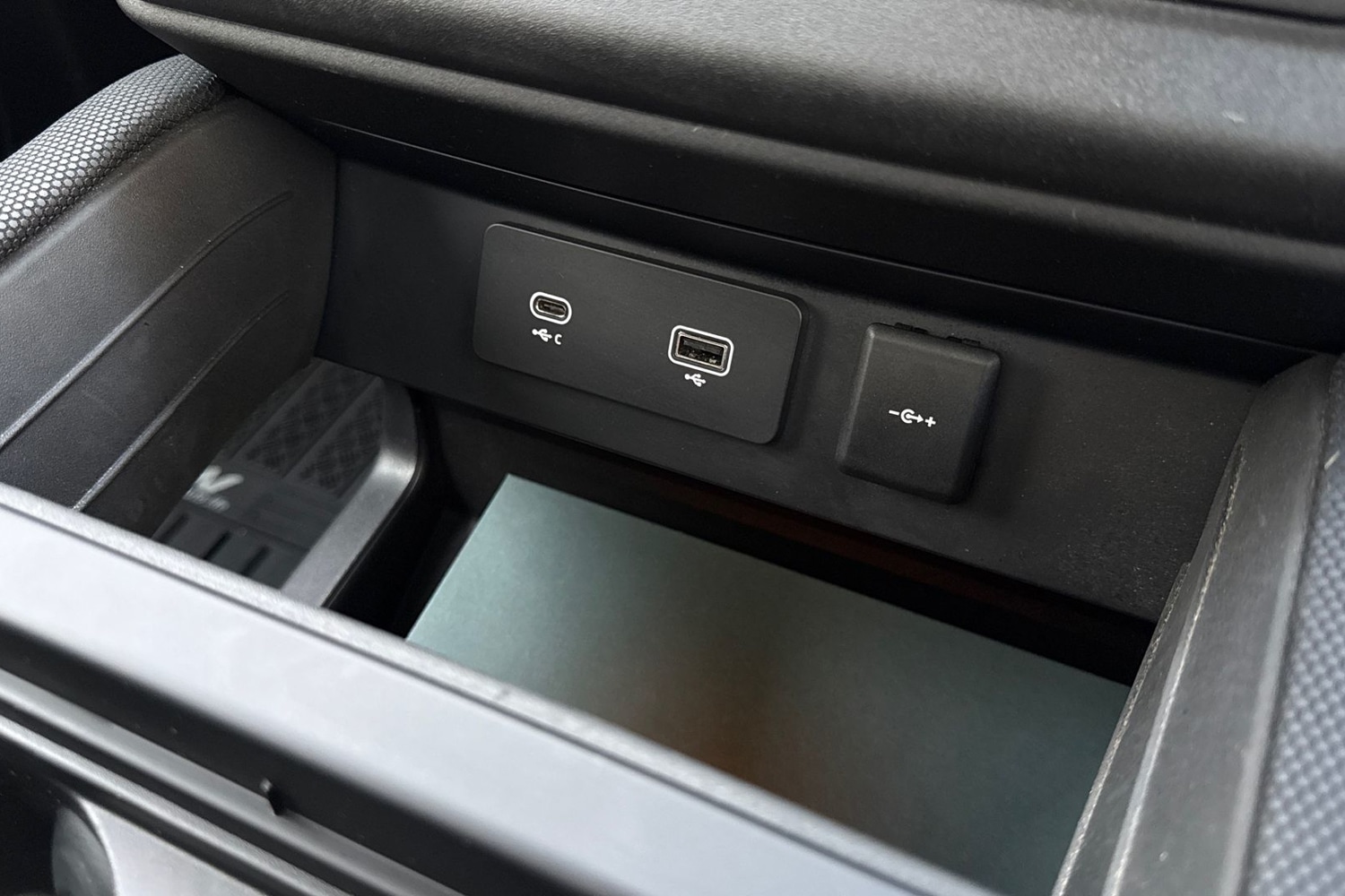 Used Land Rover Defender 2023 for sale - 77011448: Photo 46