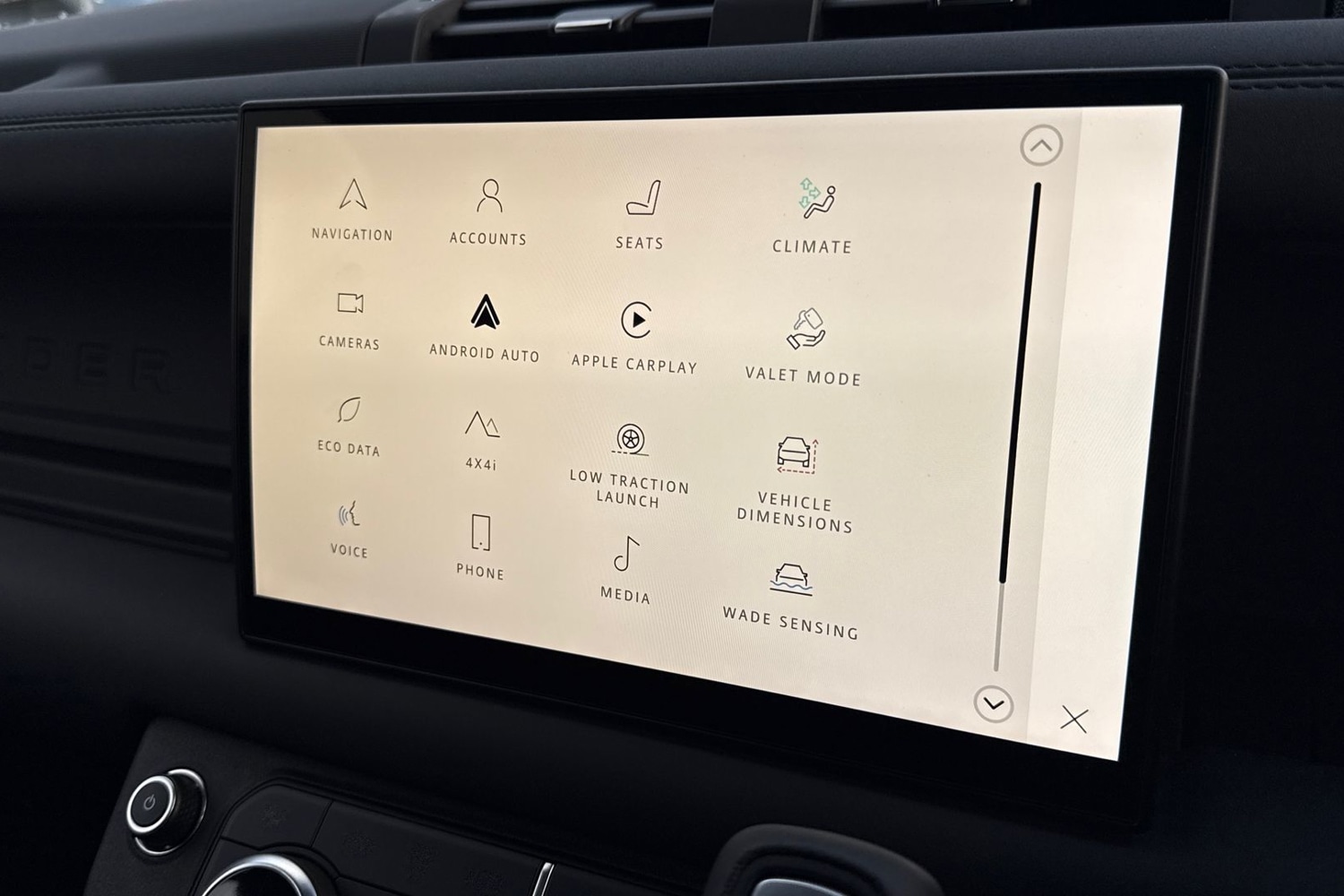 Used Land Rover Defender 2023 for sale - 77011448: Photo 49