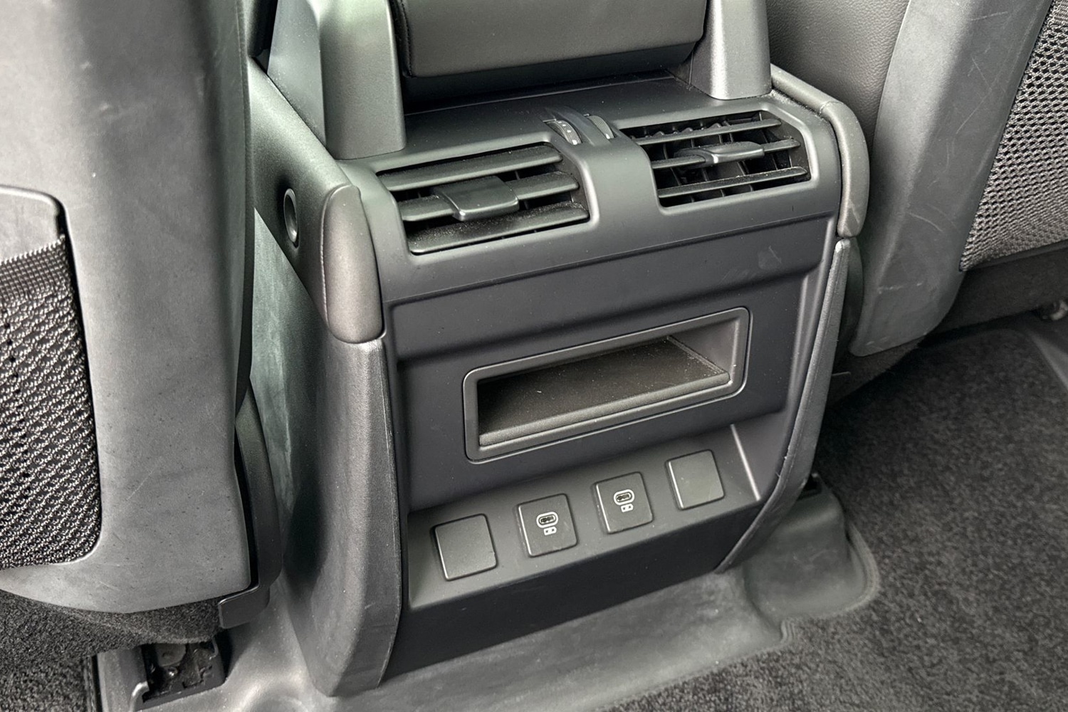 Used Land Rover Defender 2024 for sale - 78001729: Photo 19