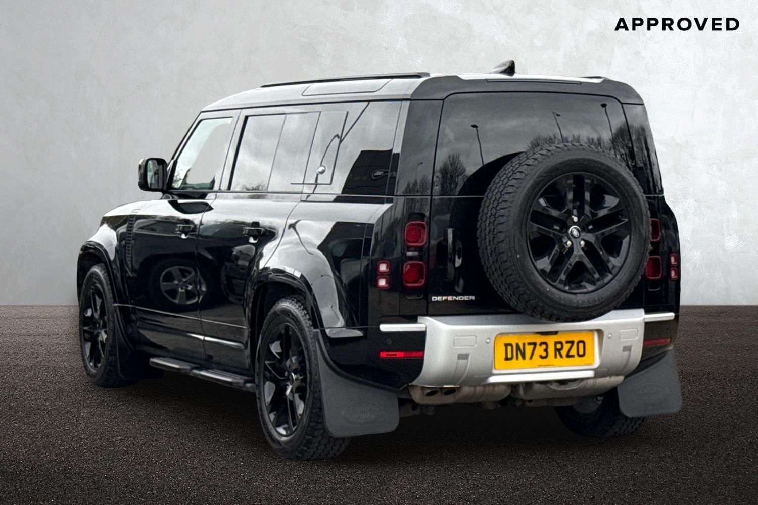 Used Land Rover Defender 2024 for sale - 78001729: Photo 2