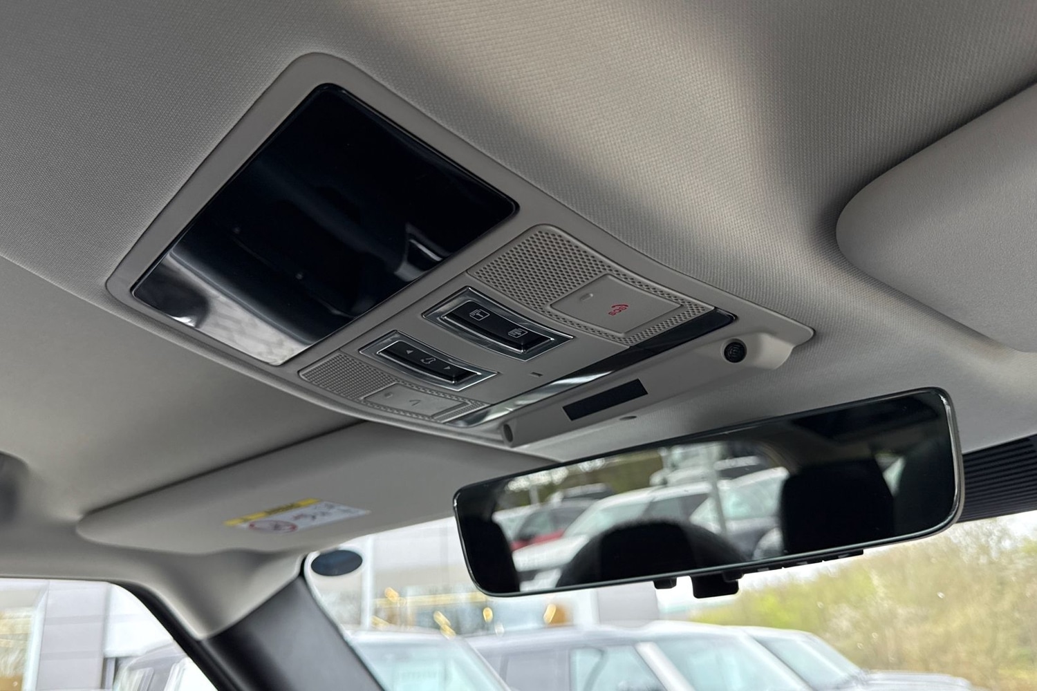 Used Land Rover Defender 2024 for sale - 78001729: Photo 24