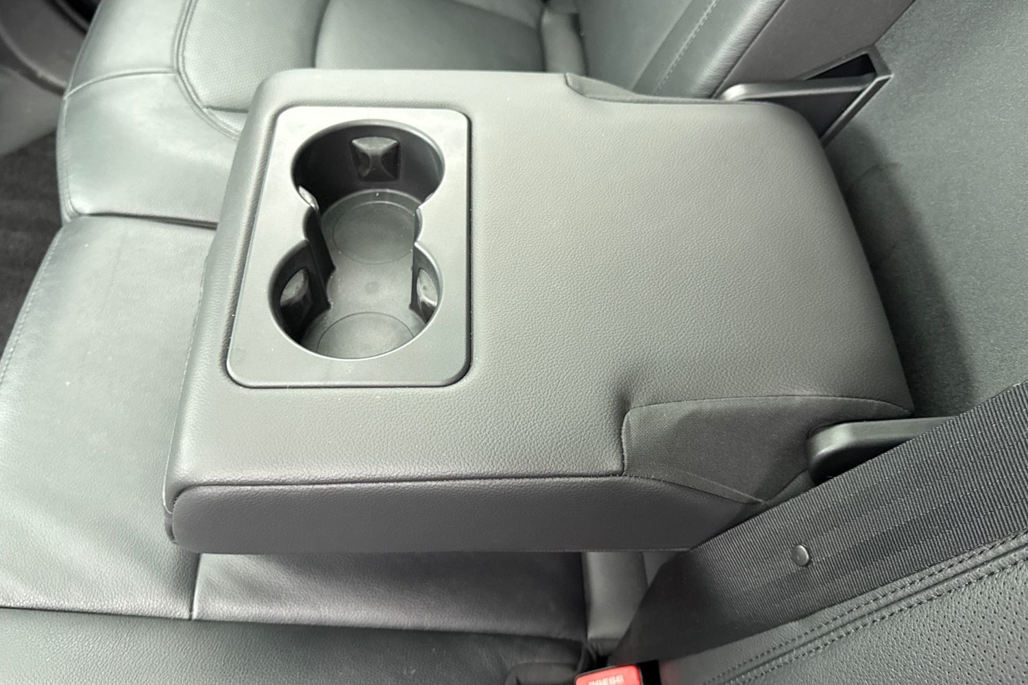 Used Land Rover Defender 2024 for sale - 78001729: Photo 44