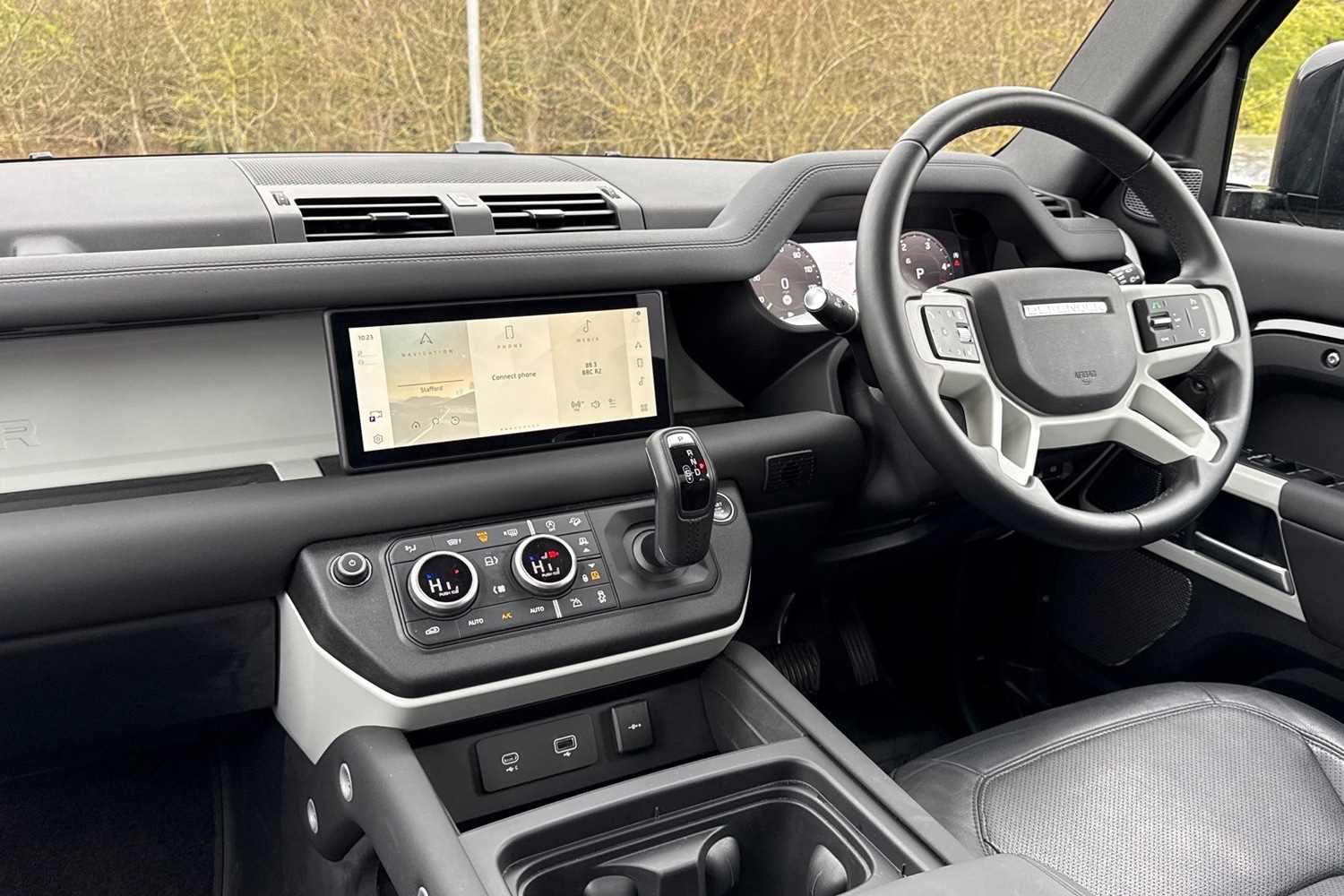 Used Land Rover Defender 2024 for sale - 78001729: Photo 46