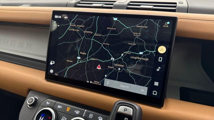 Used Land Rover Defender 2024 for sale - 77340986: Photo 12