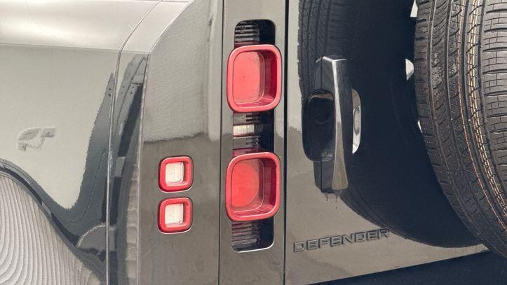 Used Land Rover Defender 2024 for sale - 77340986: Photo 19