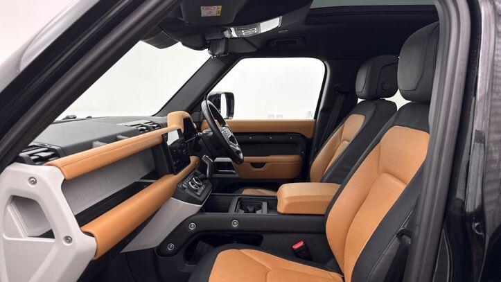 Used Land Rover Defender 2024 for sale - 77340986: Photo 3